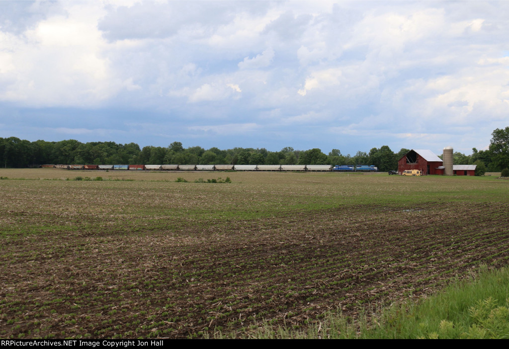 GLC 385 & 390 leads their train south through the farms of eastern Michigan